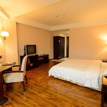 Guangzhou Jiahe Hotel Экстерьер фото
