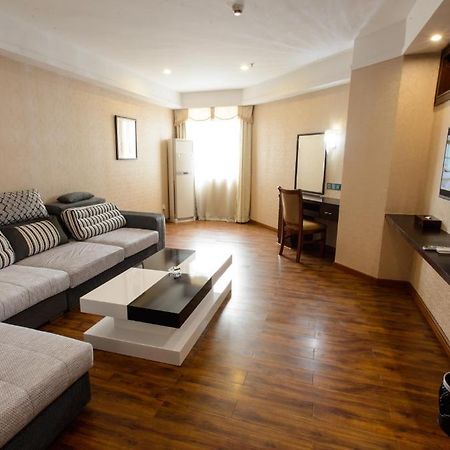 Guangzhou Jiahe Hotel Экстерьер фото
